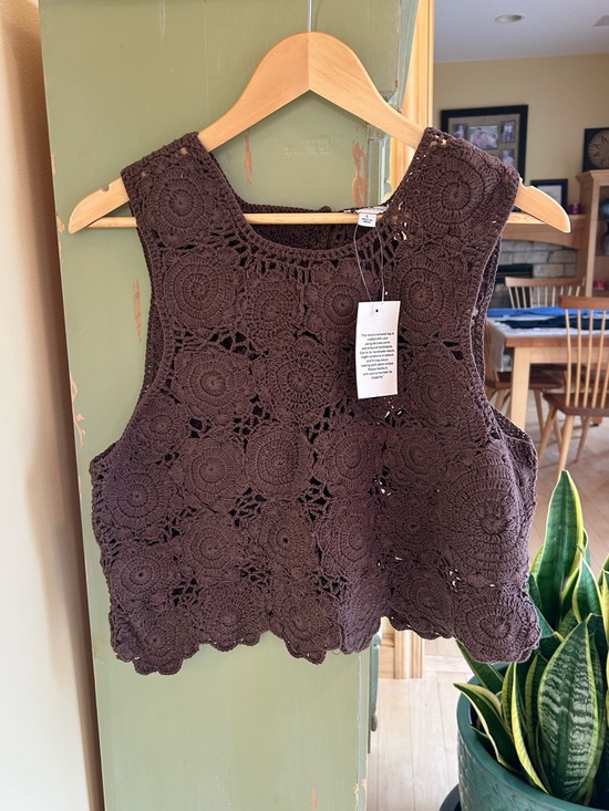 Evereve Tops - Evereve Hand Crochet Cotton Floral Lace Sleeveless Tank Brown Boho Sz Large NWT